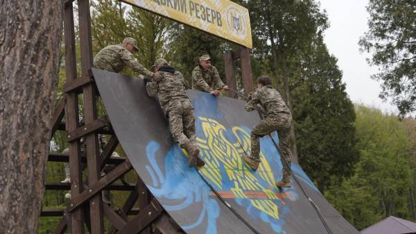 Національна гордість не виховується за одну навчальну годину 12 Національна гордість не виховується за одну навчальну годину 12