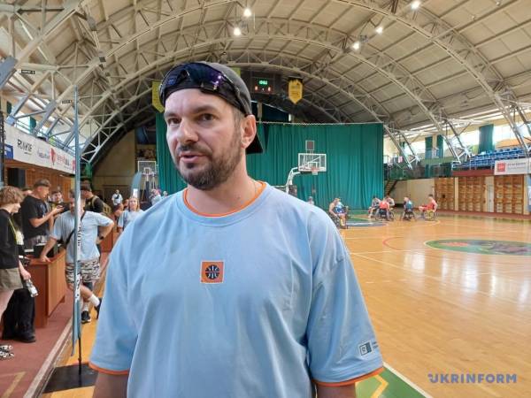 У Франківську відбувся баскетбольний матч на візках, присвячений пам'яті Героя України Тараса Шпука. 6 У Франківську відбувся баскетбольний матч на візках, присвячений пам'яті Героя України Тараса Шпука. 6