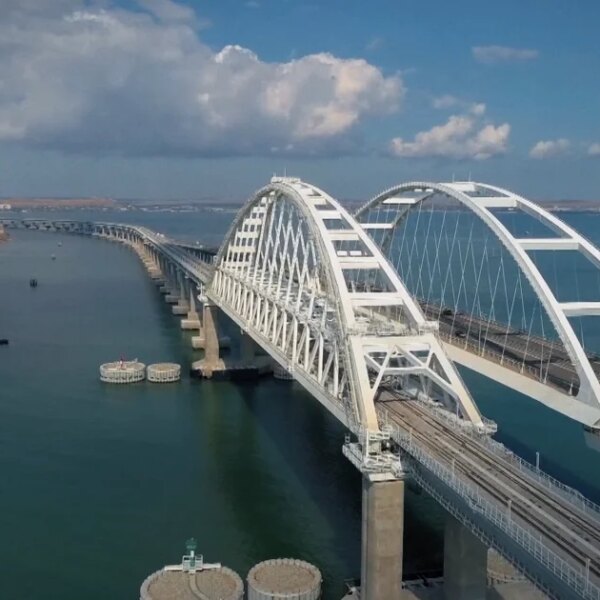 Шлях до звільнення: угорець розкрив хитру схему витіснення росіян з Криму