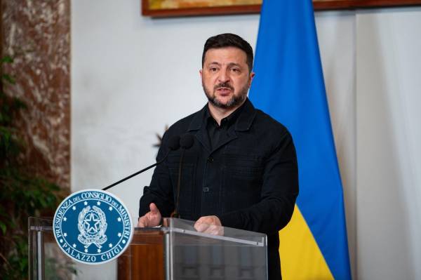 Україна прагне облаштувати морську лінію оборони, використовуючи дрони-перехоплювачі, – Зеленський 5 Україна прагне облаштувати морську лінію оборони, використовуючи дрони-перехоплювачі, – Зеленський 5