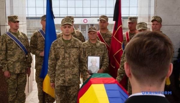 ПОРТАЛ новин 66 У столиці України попрощалися з литовським добровольцем Ігнасом…