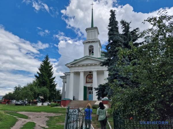Гельмязів: між картою Гійома де Боплана та купюрою 2000 гривень від Нацбанку 26