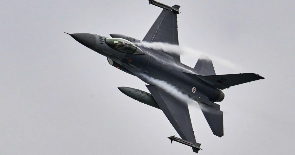 F-16 F-16