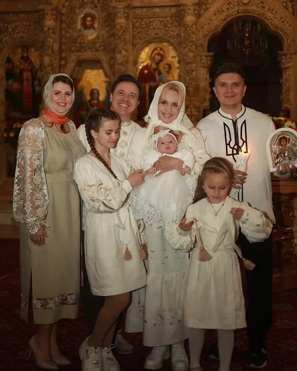 Білик та Гросу, Анатоліч та Лобода: хто із зірок став кумом та ріднею 26 Лілія Ребрик та Анатолій Анатоліч / © instagram.com/liliya_rebryk