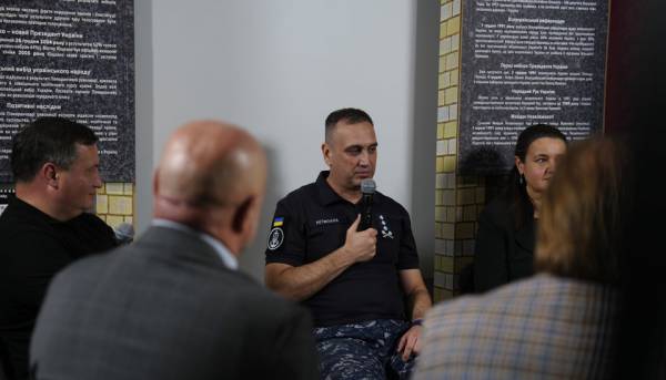На честь атаки на крейсер "Москва" створено годинник "Нептун" 35 На честь атаки на крейсер "Москва" створено годинник "Нептун" 35