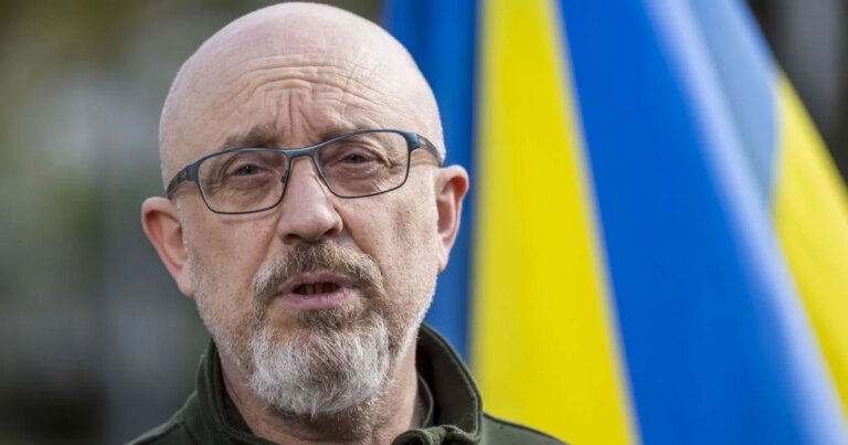 Загальна мобілізація": Резніков закликав до призову жінок на військову службу 9 Загальна мобілізація": Резніков закликав до призову жінок на військову службу 6
