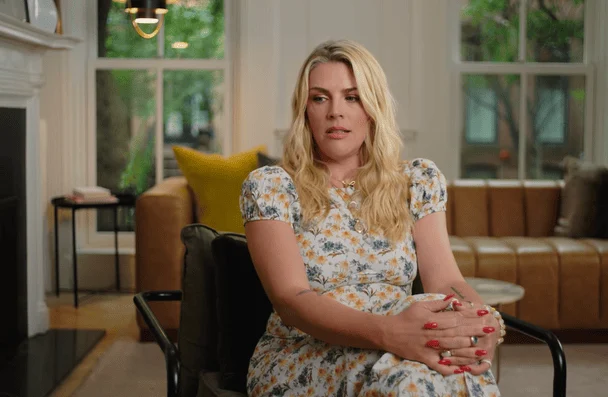 Busy Philipps youtube.com/@People / © YouTube