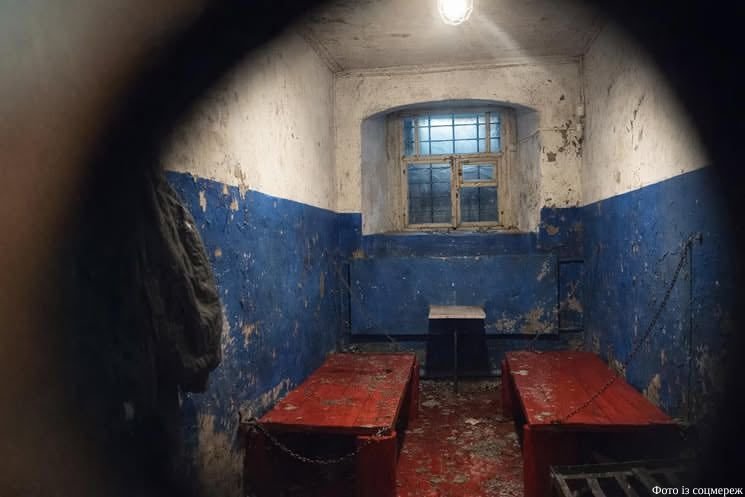 В Узбекистані амністували 852 засуджених з нагоди 35-ї річниці незалежності ➜ ZMINA 2 В Узбекистані амністували 852 засуджених з нагоди 35-ї річниці незалежності ➜ ZMINA 2