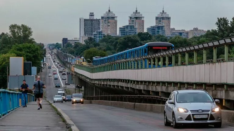 Фото до статті