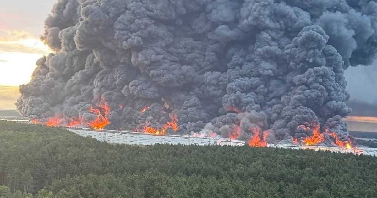 Пожежа складів у Московській області