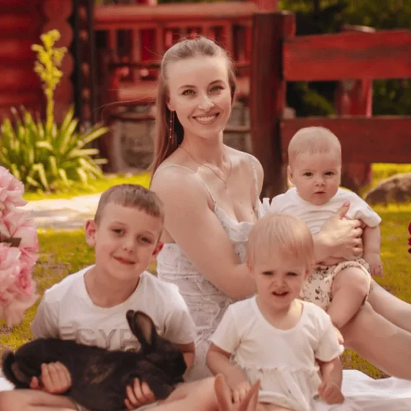 Анна Сагайдачна втілила казкову мрію свого 7-річного сина, залучивши до цього й молодших дітей.