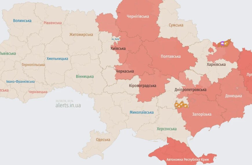 Ворог завдає удари по Україні безпілотниками: напрямок пересування