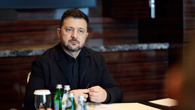 До літа 2027 року: Зеленський окреслив "вікно можливостей" для припинення війни 2 Фото до статті