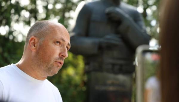 Львівщина отримала пам'ятник із могили Євгена Коновальця, що знаходився у Роттердамі. 17 Львівщина отримала пам'ятник із могили Євгена Коновальця, що знаходився у Роттердамі. 17
