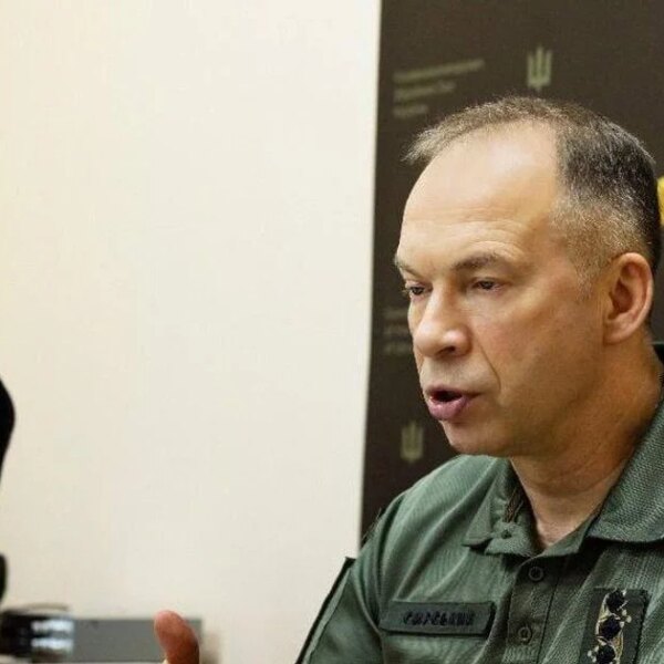 Пройшов ВЛК та пише дисертацію: чим займається Сирський після звільнення