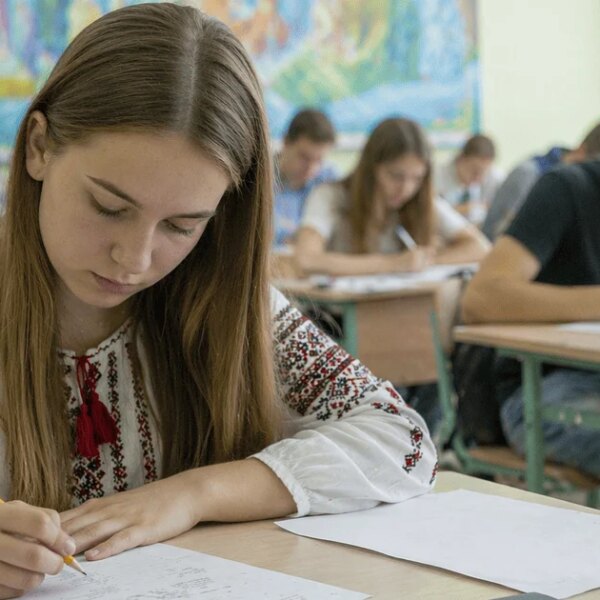 ПОРТАЛ новин 80 Скасують 22 предмети, перехід на 12-річку: як зміниться життя старшокласників