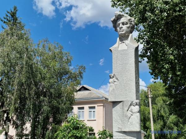 Чи готувала Одарка карася для Карасів? 19 Чи готувала Одарка карася для Карасів? 19