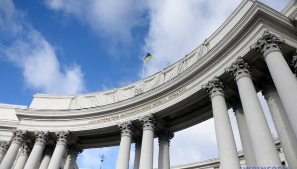 Співзасновника CEO Club Ukraine було затримано в Польщі, Міністерство закордонних справ відреагувало. 17 Співзасновника CEO Club Ukraine було затримано в Польщі, Міністерство закордонних справ відреагувало. 17
