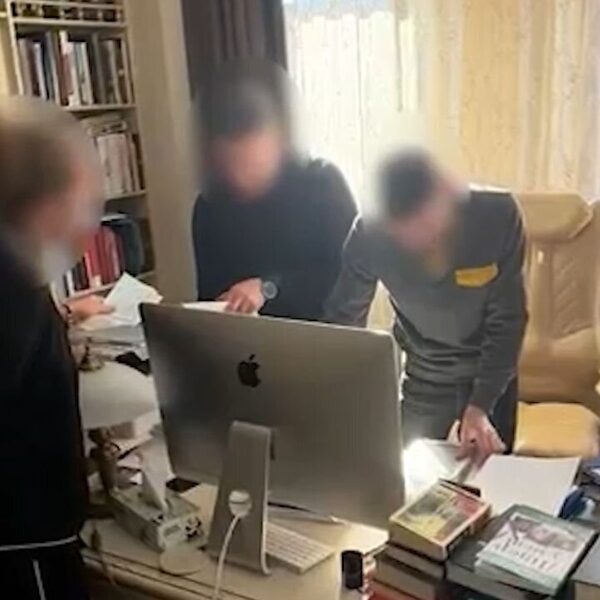 Депутати Київоблради та їхні близькі отримали підозри через імовірне шахрайство в програмі соціальної підтримки ➜ ZMINA