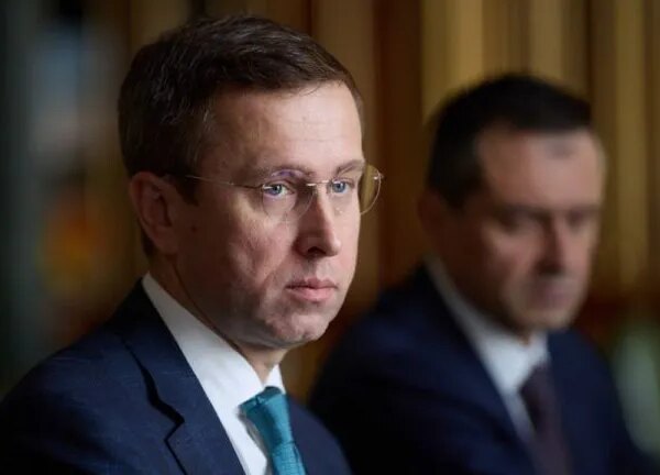 Міністерство фінансів отримало доручення прискорити процес продажу “Сенс Банку”, а отримані кошти будуть спрямовані на забезпечення потреб Збройних Сил України.