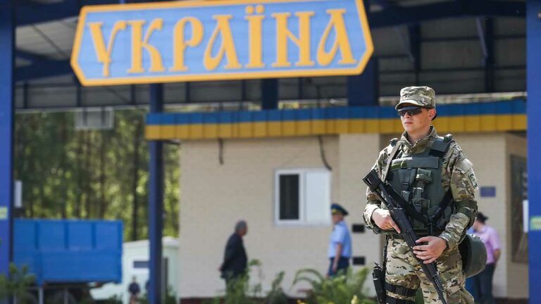 ПОРТАЛ новин 106 Українцям радять ставити відмітку в паспорті при виїзді…