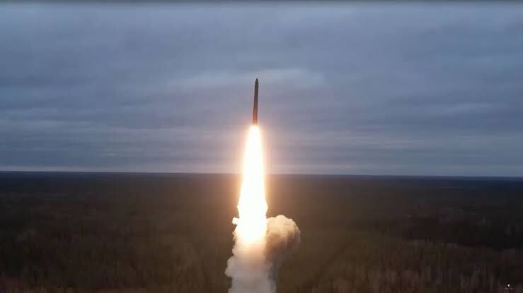 Протягом масштабної війни Росія завдала по Україні 142 тисячі керованих авіабомб, 2,5 тисячі ракет та 119 тисяч безпілотників ➜ ZMINA 5 Протягом масштабної війни Росія завдала по Україні 142 тисячі керованих авіабомб, 2,5 тисячі ракет та 119 тисяч безпілотників ➜ ZMINA 5