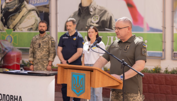 В Києві презентували марку, присвячену бійцям підрозділу «СТРІКС» 8