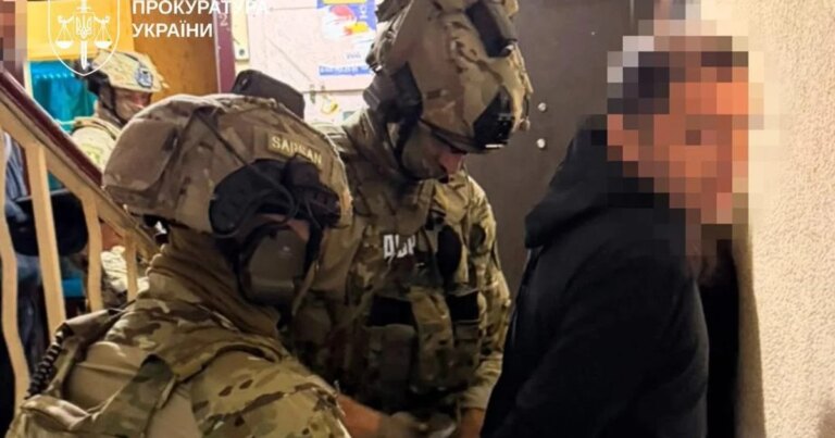 Дуй, пакуй і комплектуй": 10 співробітників ТЦК в Одесі отримали підозри (фото) 1 Дуй, пакуй і комплектуй": 10 співробітників ТЦК в Одесі отримали підозри (фото) 1