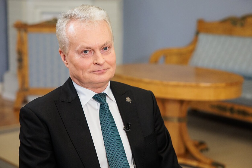 Глава Литви звернувся українською на святкуванні, присвяченому Державному прапору ➜ ZMINA 2