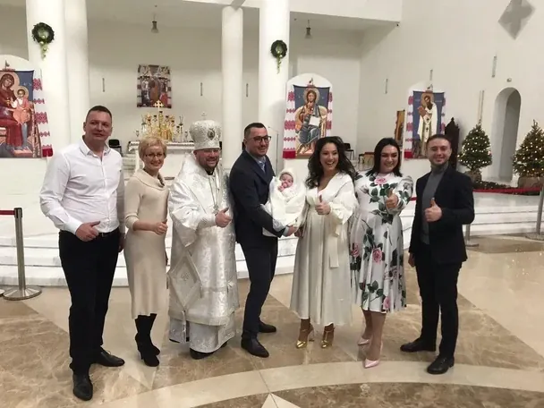 Білик та Гросу, Анатоліч та Лобода: хто із зірок став кумом та ріднею 24 Наталка Карпа та Тарас Тополя / © instagram.com/tarastopolia
