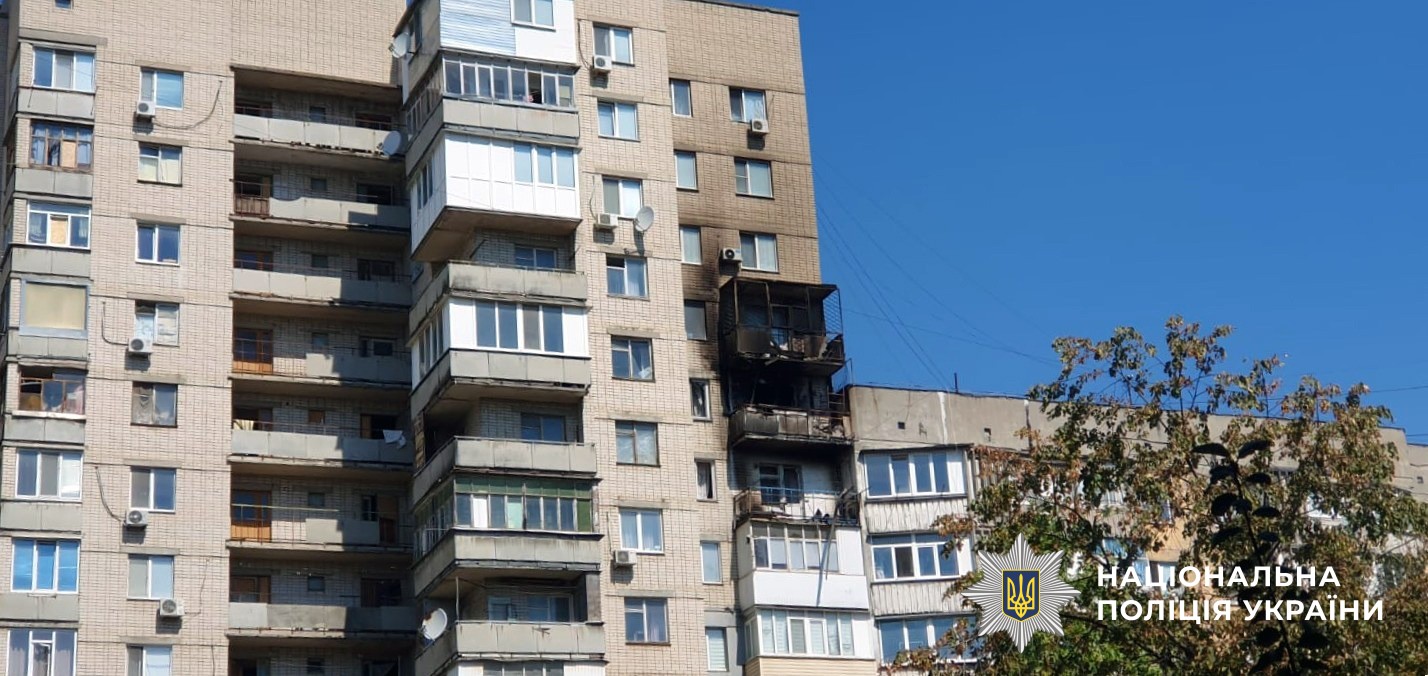 Українські міста зазнали обстрілів від російських військових, внаслідок чого загинули п'ятеро мирних жителів. ➜ ZMINA 2