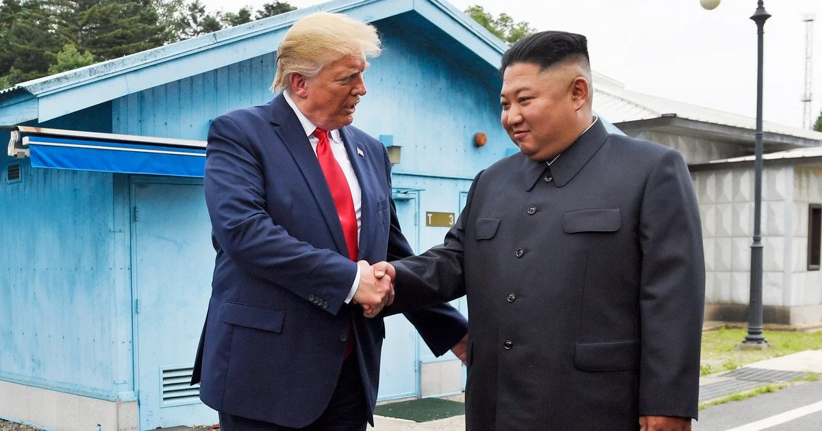 Дональд Трамп та Кім Чен Ин Дональд Трамп та Кім Чен Ин