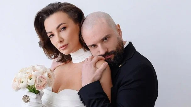 Зради, побутове насильство та судові баталії: найгучніші розлучення українських знаменитостей 12 Віктор Розовий і Ольга Мерзлікіна / © instagram.com/oliamerzlikina