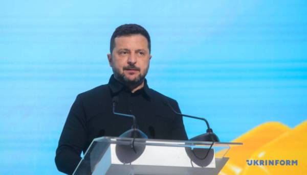 Стипендії зростуть з 1 вересня, підтвердив Зеленський