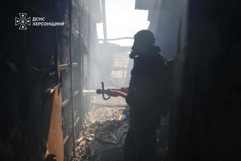 Російські війська завдали ударів по Херсонщині, Запоріжжю та Донеччині, є постраждалі ➜ ZMINA 7 Російські війська завдали ударів по Херсонщині, Запоріжжю та Донеччині, є постраждалі ➜ ZMINA 7