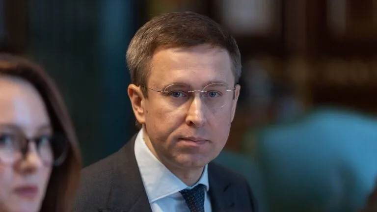 Фото до статті