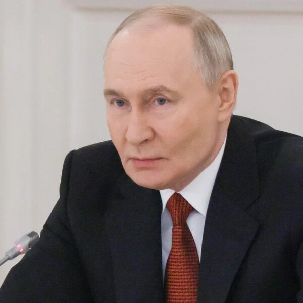 ПОРТАЛ новин 93 Путін ухвалив три закриті розпорядження в день приїзду голови ЦРУ до Москви: подробиці