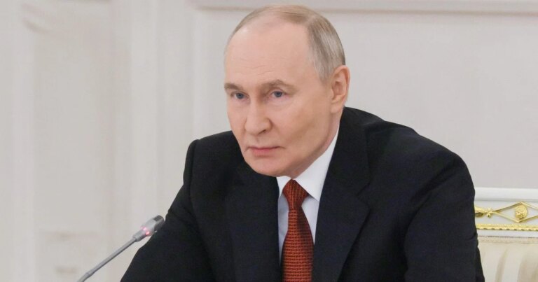 Путін ухвалив три закриті розпорядження в день приїзду голови ЦРУ до Москви: подробиці 9