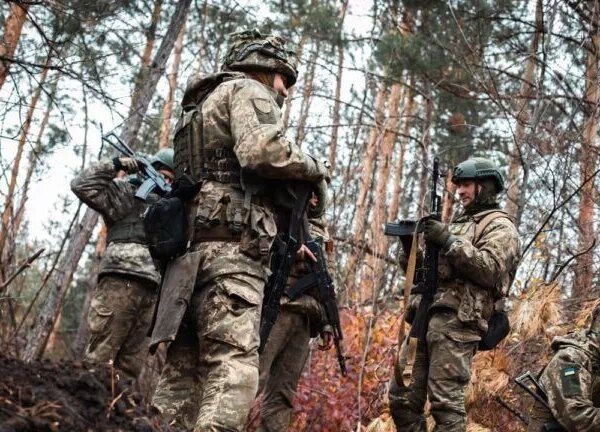 Уряд пропонує надати військовослужбовцям більше можливостей для виявлення корупційних дій.