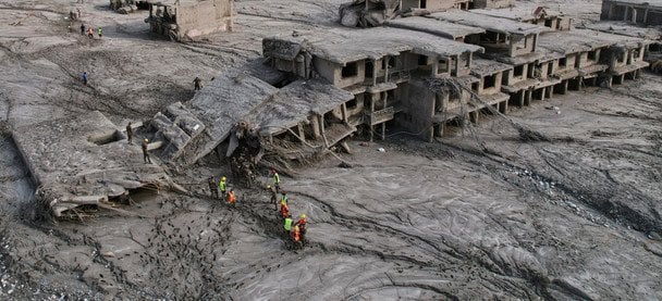 Рівень смертності від паводків у Непалі збільшується: пошуки українців тривають 2 Наслідки стихії у Непалі / © Associated Press