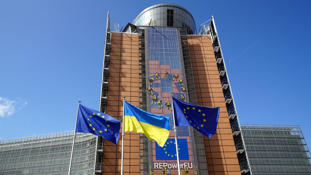Євросоюз відреагував на призупинення реформ, що стосуються верховенства права та боротьби з корупцією ➜ ZMINA 2