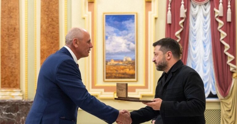Директор Придніпровської ТЕС ДТЕК удостоївся звання «Національна легенда України» від Зеленського 9