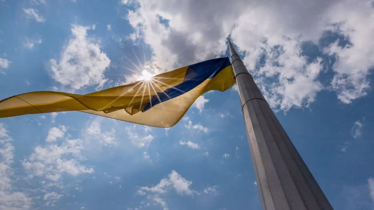 День державного прапора: як формувався один із найголовніших символів України Фото 5 Прапор на флашгтоці в Києві