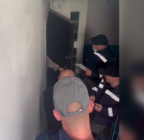 У тимчасово окупованій Євпаторії затримали 23-річного громадянина за “державну зраду” ➜ ZMINA