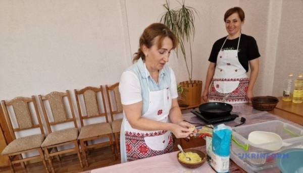 Чи готувала Одарка карася для Карасів?