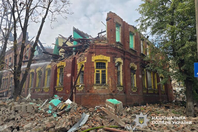 Жертвами російських обстрілів в Україні напередодні стали двоє цивільних ➜ ZMINA 21