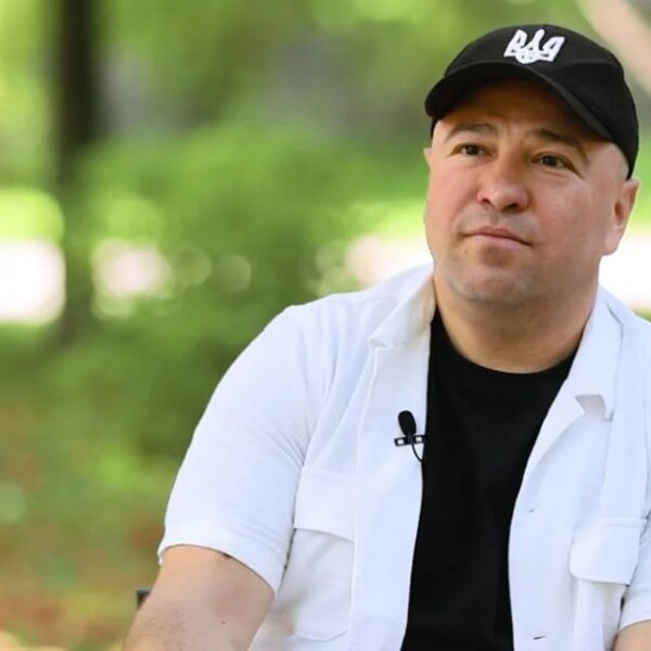 ПОРТАЛ новин 108 Зірка “Ліги сміху” розлучається після 14 років спільного життя, поширюються плітки про невірність його дружини.