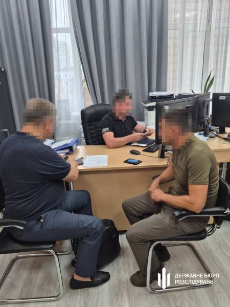 Екскомандувачу логістики Повітряних сил інкримінують майже 21 мільйон гривень необґрунтованих статків. 6 Екскомандувачу логістики Повітряних сил інкримінують майже 21 мільйон гривень необґрунтованих статків. 6