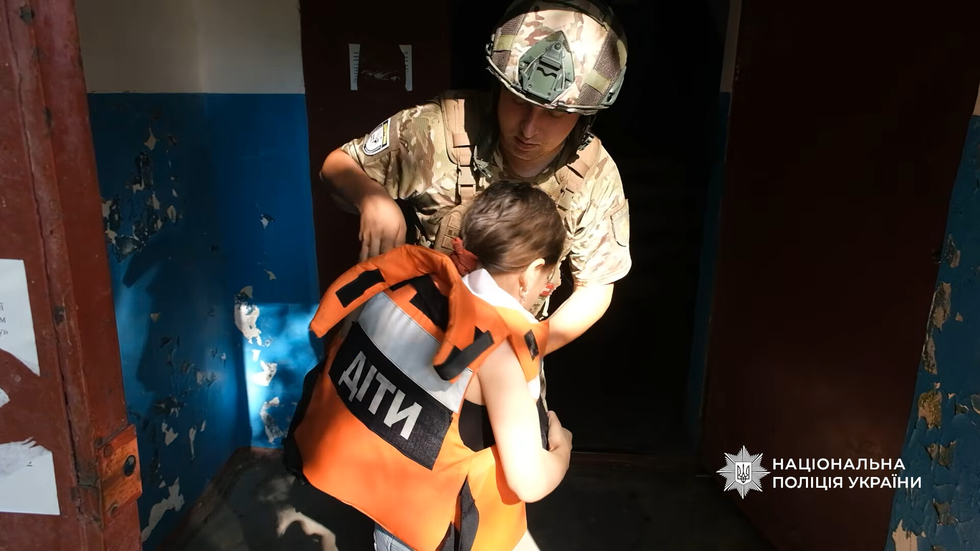Родина з двома дітьми, яка попередньо покинула Торецьк, була евакуйована з Краматорська ➜ ZMINA 4