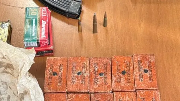ДБР розпочало слідчу акцію "Справедливість для військовослужбовців": планується 72 виїмки документів у військових підрозділах. 8